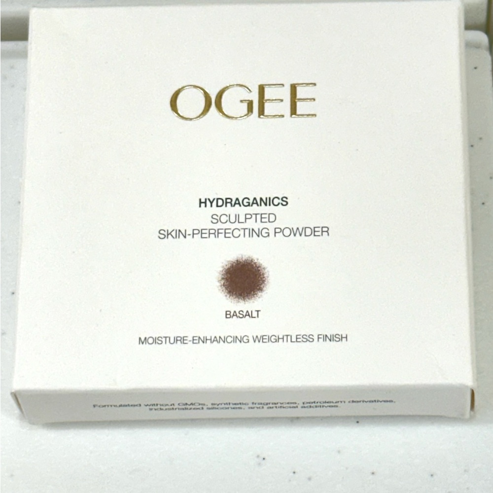OGEE Hydraganics Sculpted Skin-Perfecting Powder - Basalt